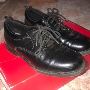 Formal boy shoe